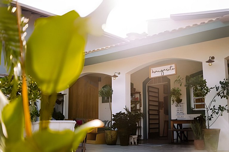 Suíte privativa ao lado do aquário de Ubatuba - Casa Mangari