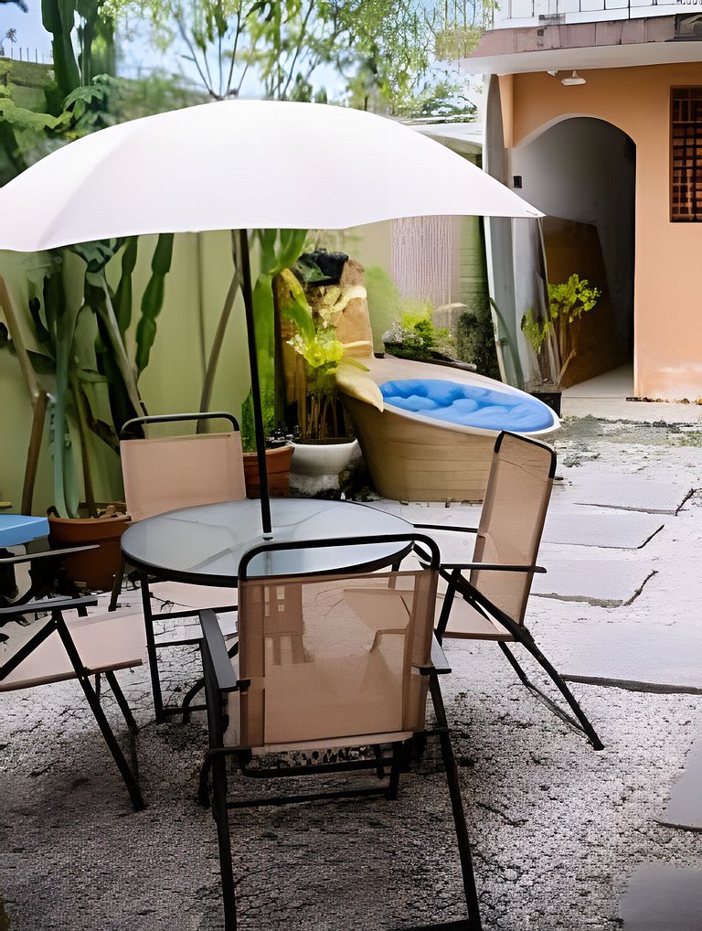 Suíte privativa ao lado do aquário de Ubatuba - Casa Mangari