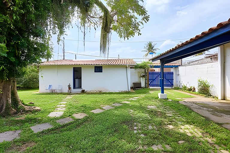 Chalé no Itaguá, ao lado do aquário de Ubatuba